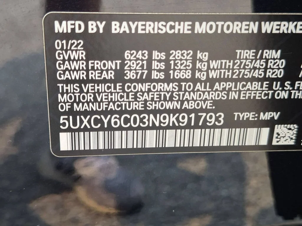 Used 2022 Black BMW xDrive40i image 33