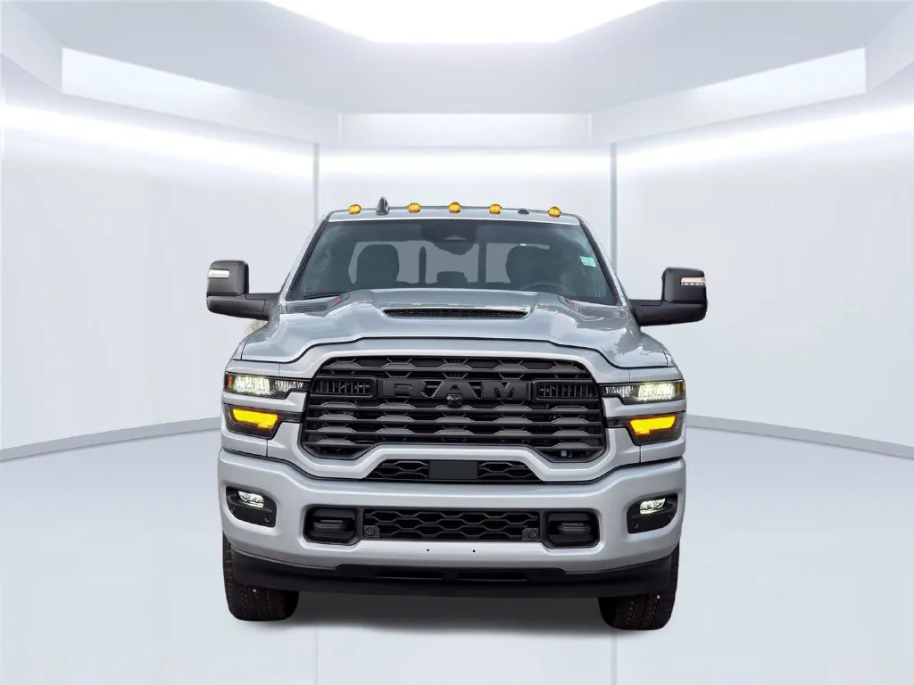 New 2027 Silver Ram Tradesman image 16