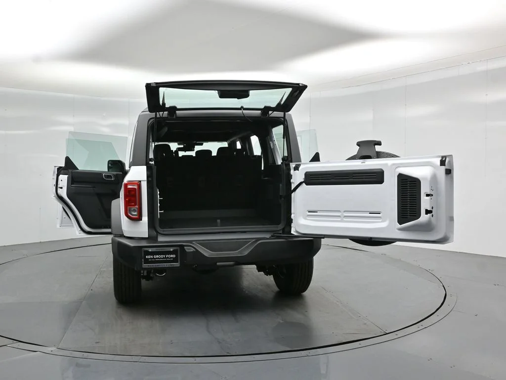New 2026 White Ford Base image 31