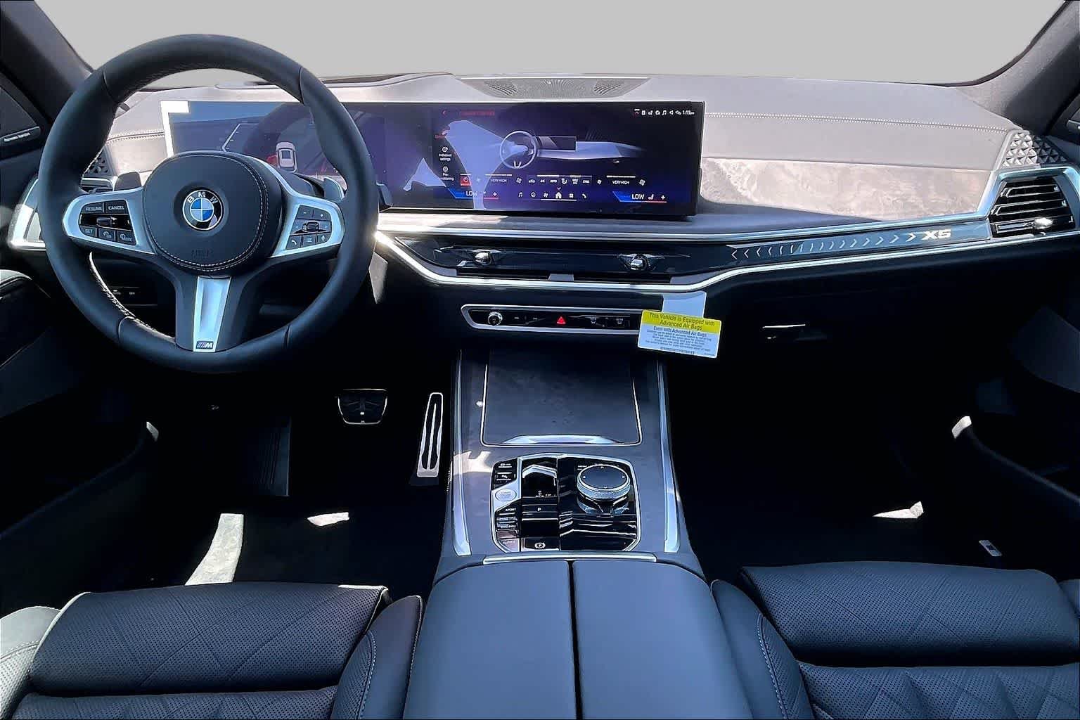 New 2026 Alpine White BMW sDrive40i image 5