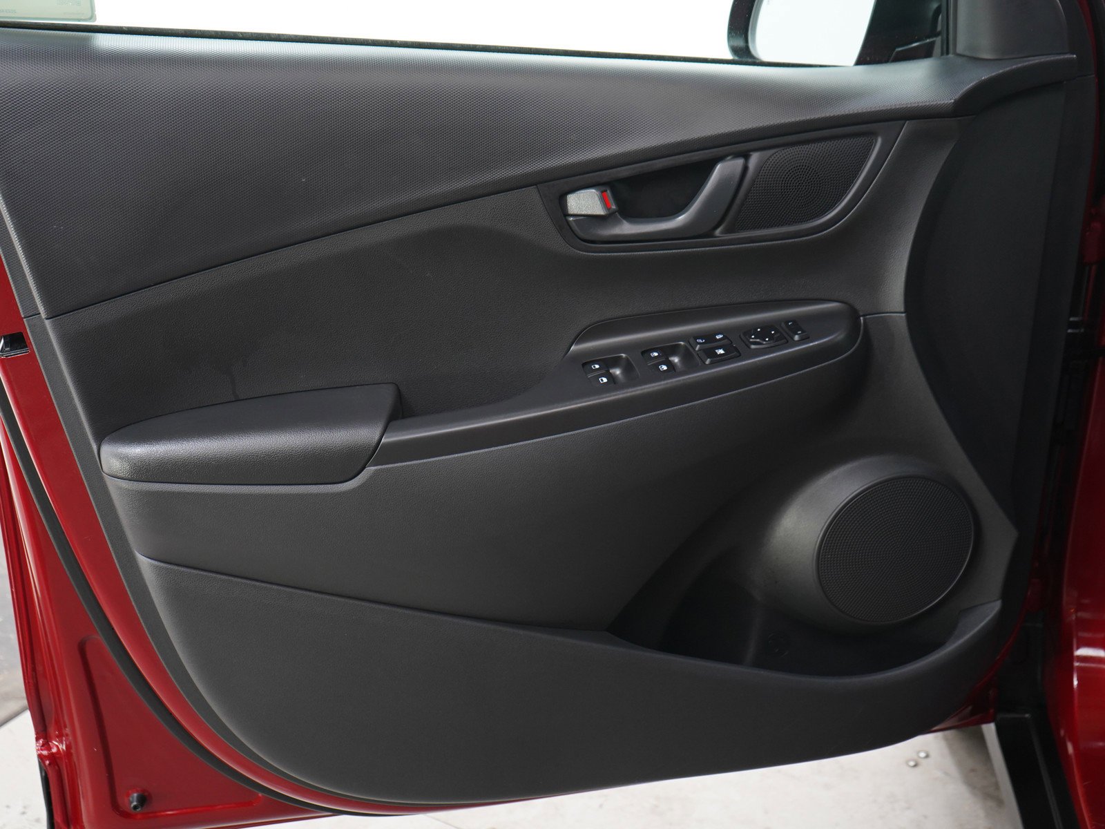 Used 2023 Ultimate Red Hyundai SEL Auto AWD image 20