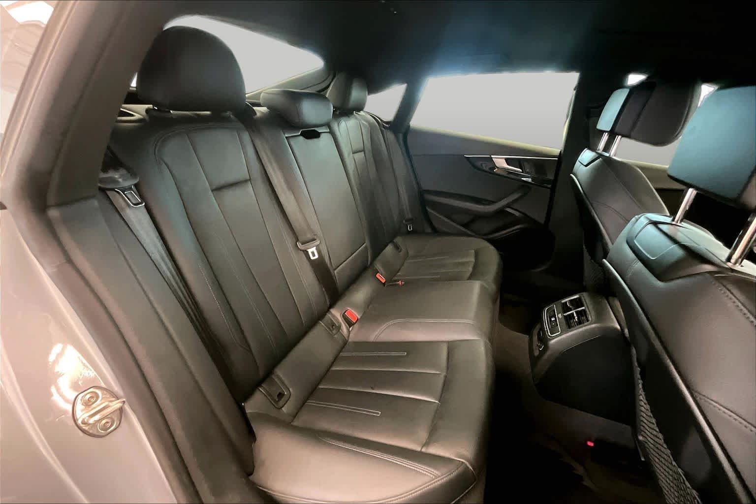 Used 2019 Florett Silver Metallic Audi Prestige image 19