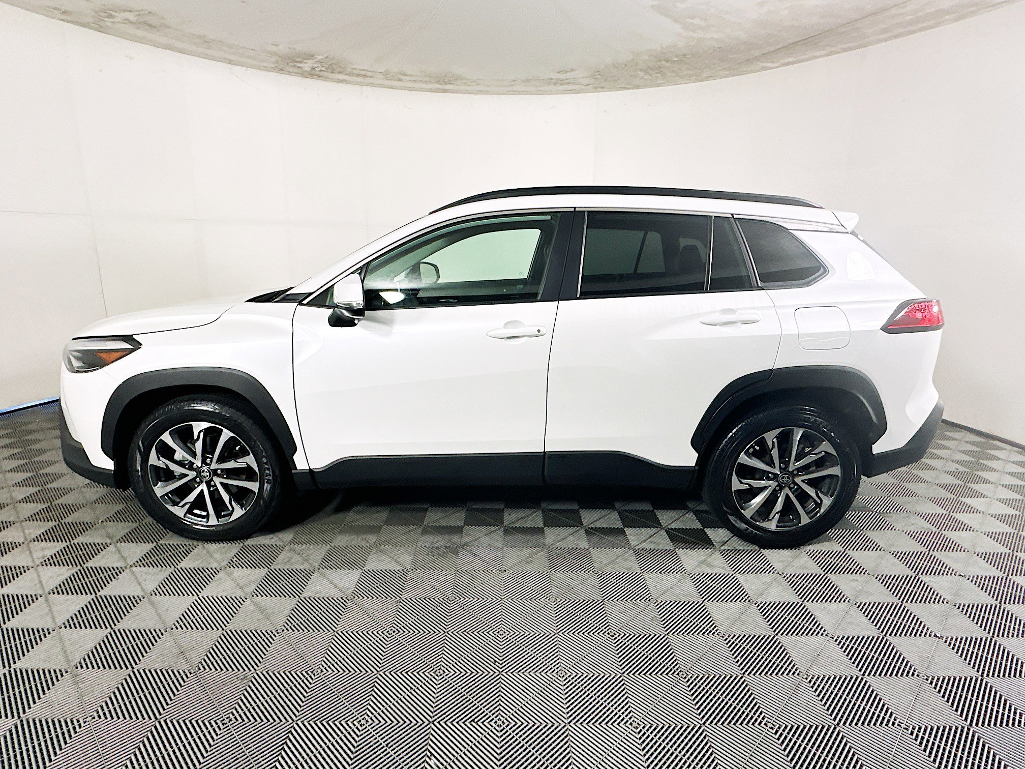 2023 Toyota Corolla thumbnail 8