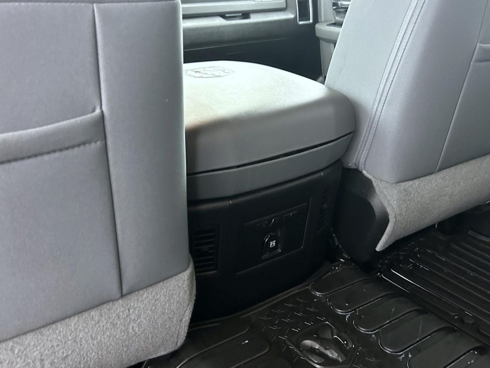 Used 2018 Gray Ram Big Horn image 21
