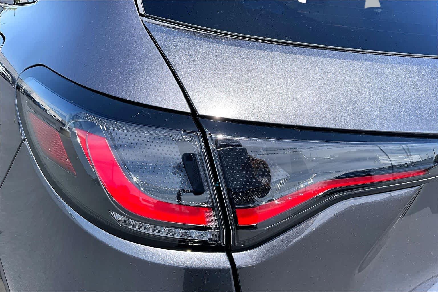New 2027 Modern Steel Metallic Honda LX image 14