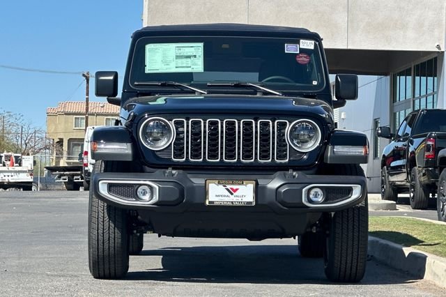 2025 Jeep Wrangler 4-Door Sahara - Photo 9