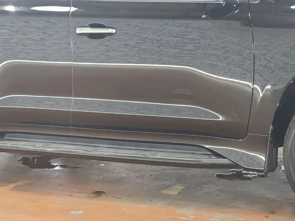 Used 2019 Black Onyx Lexus 570 image 10