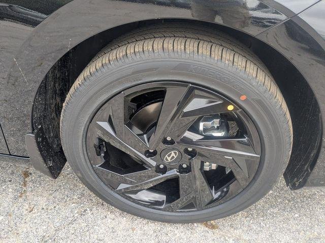 New 2026 Black Hyundai SEL Sport Premium image 10