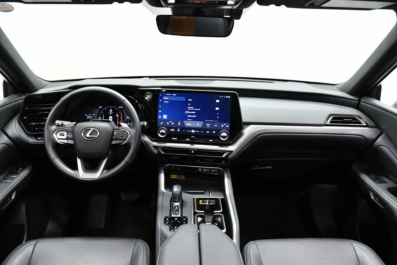 Certified Used 2025 Wind Chill Pearl Lexus Premium image 16