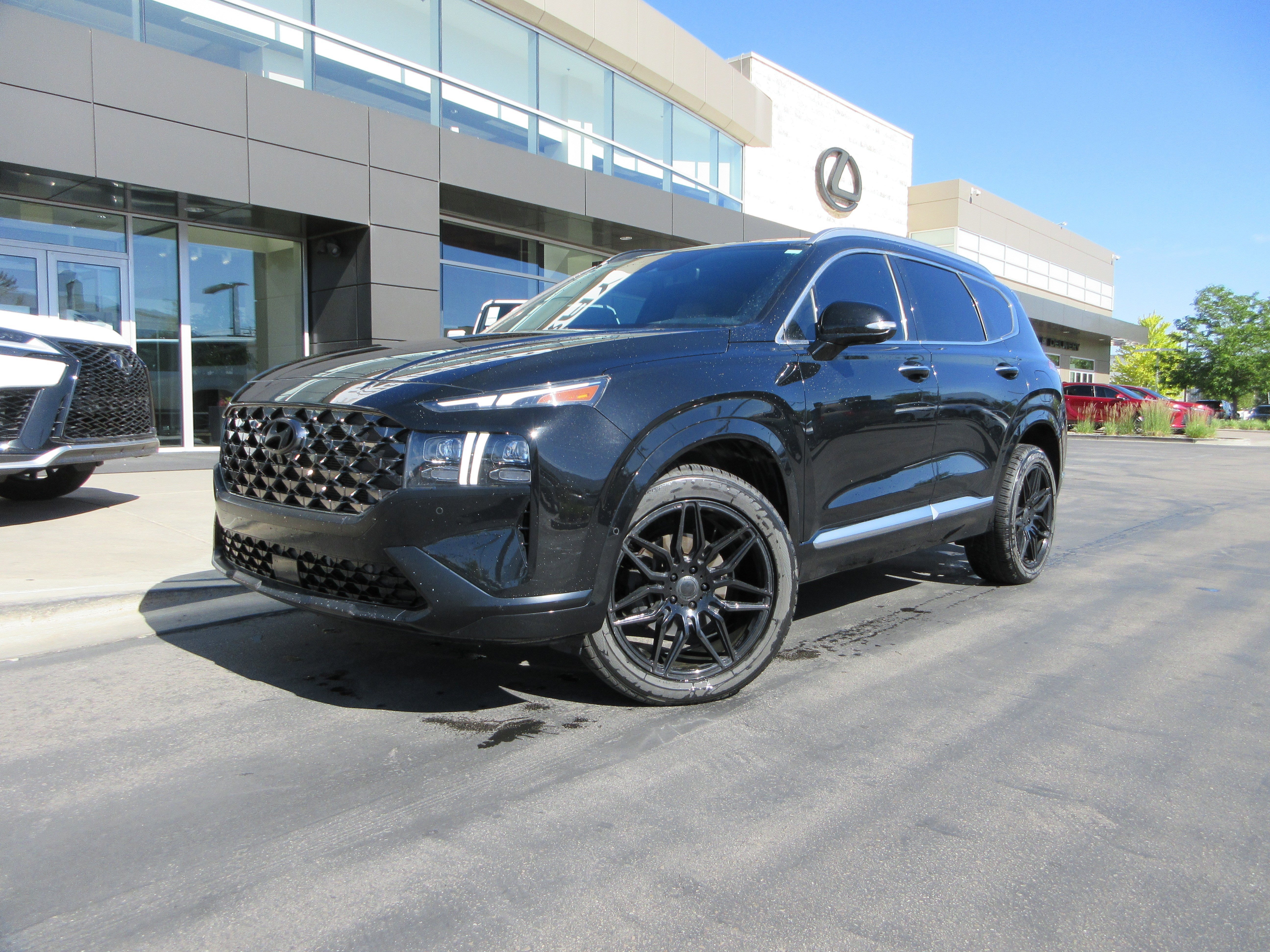 2021 Hyundai Santa Fe Calligraphy 2.5 AWD 20" Wheels's photo
