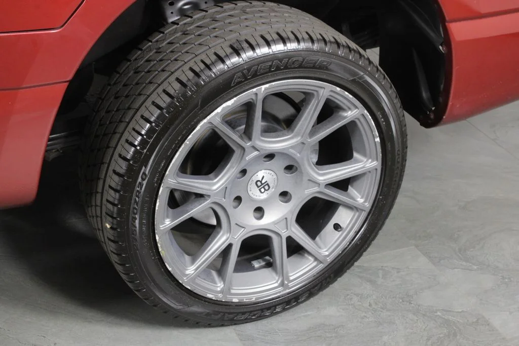 Used 2017 Red Nissan SV image 12