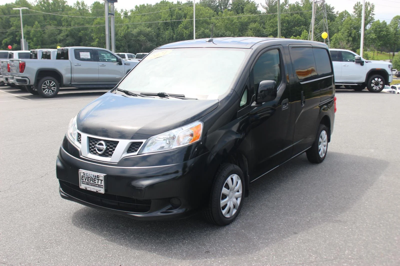 Used 2021 Black Nissan SV image 4