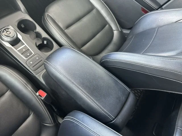 Used 2022 White Ford SEL image 20