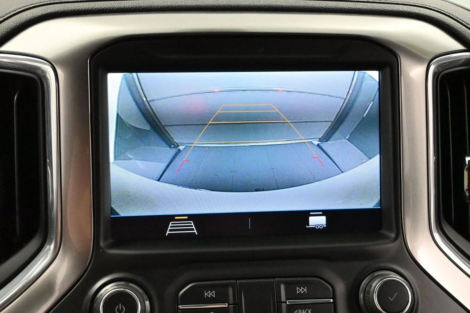 Used 2020 Summit White Chevrolet RST image 24