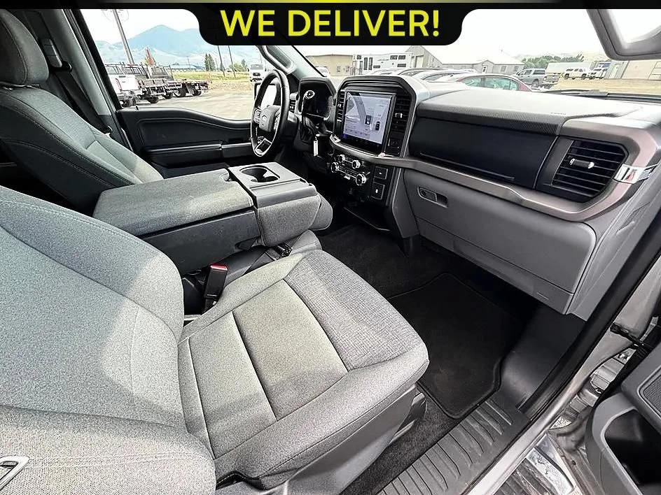 Used 2025 Silver Ford XLT image 19