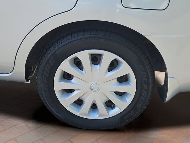 Used 2012 Silver Nissan 1.6 S image 17