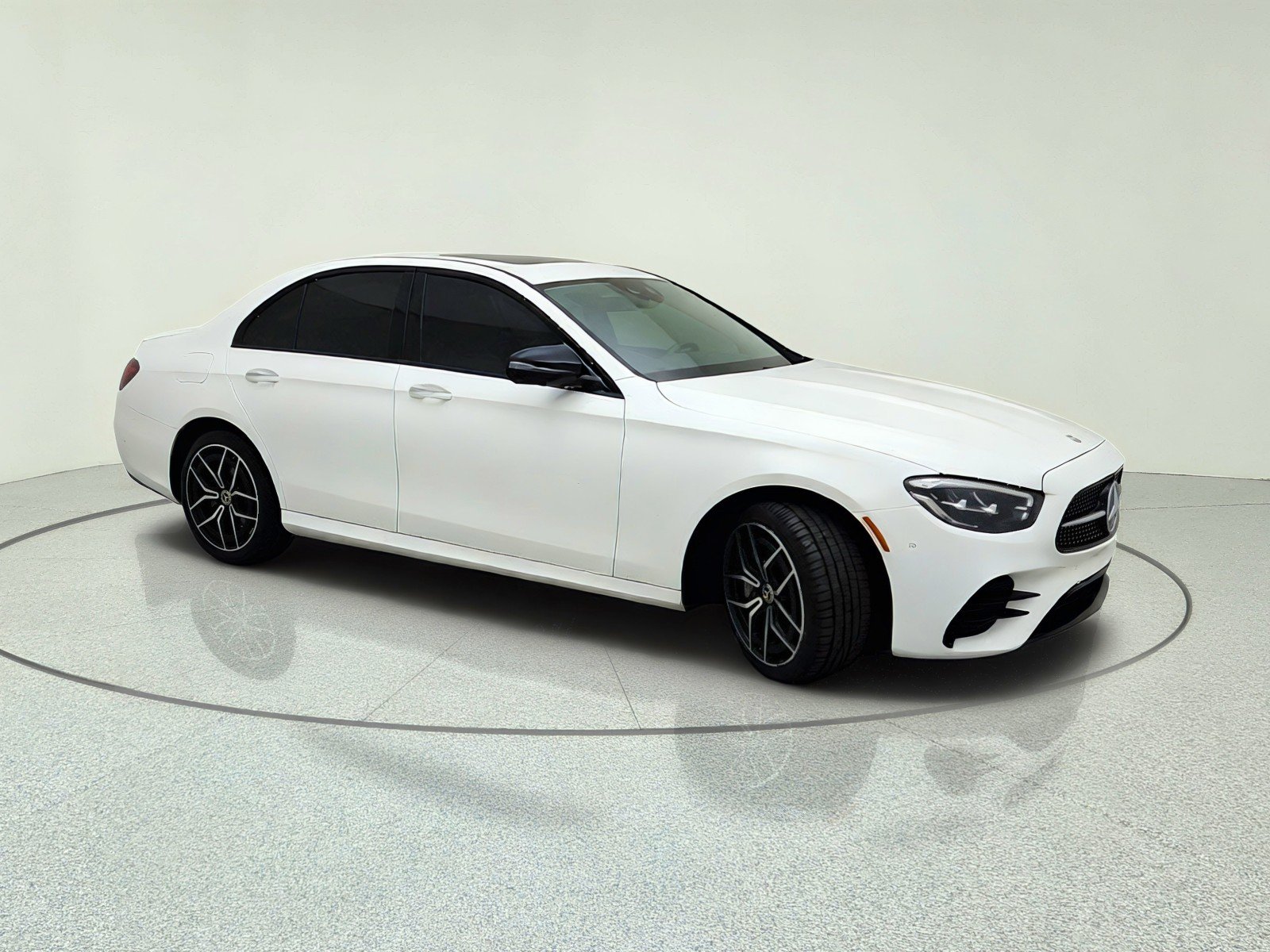 Certified Used 2022 Polar White Mercedes-Benz E 350 image 5