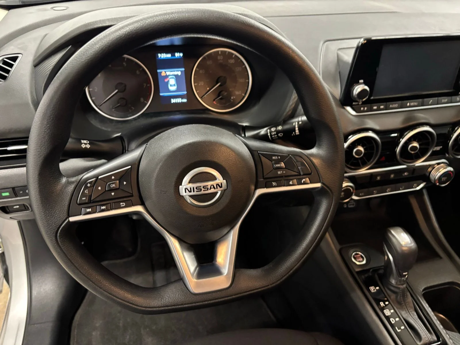 Used 2023 Silver Nissan S image 16