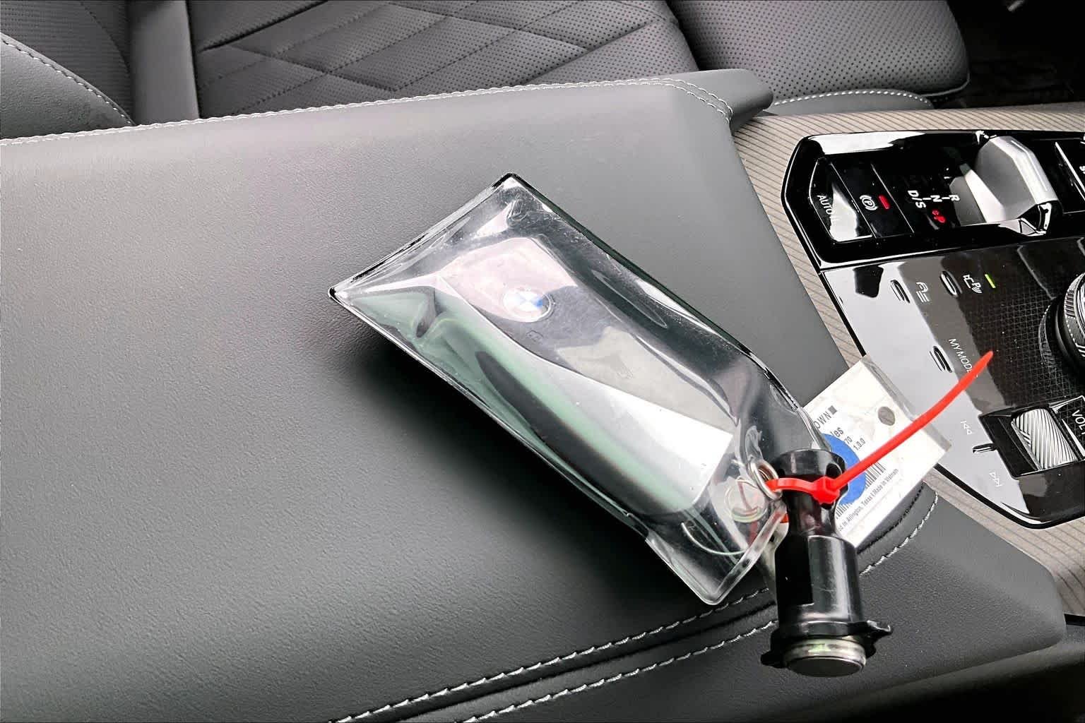 Used 2026 Skyscraper Grey Metallic BMW 30 xDrive image 14