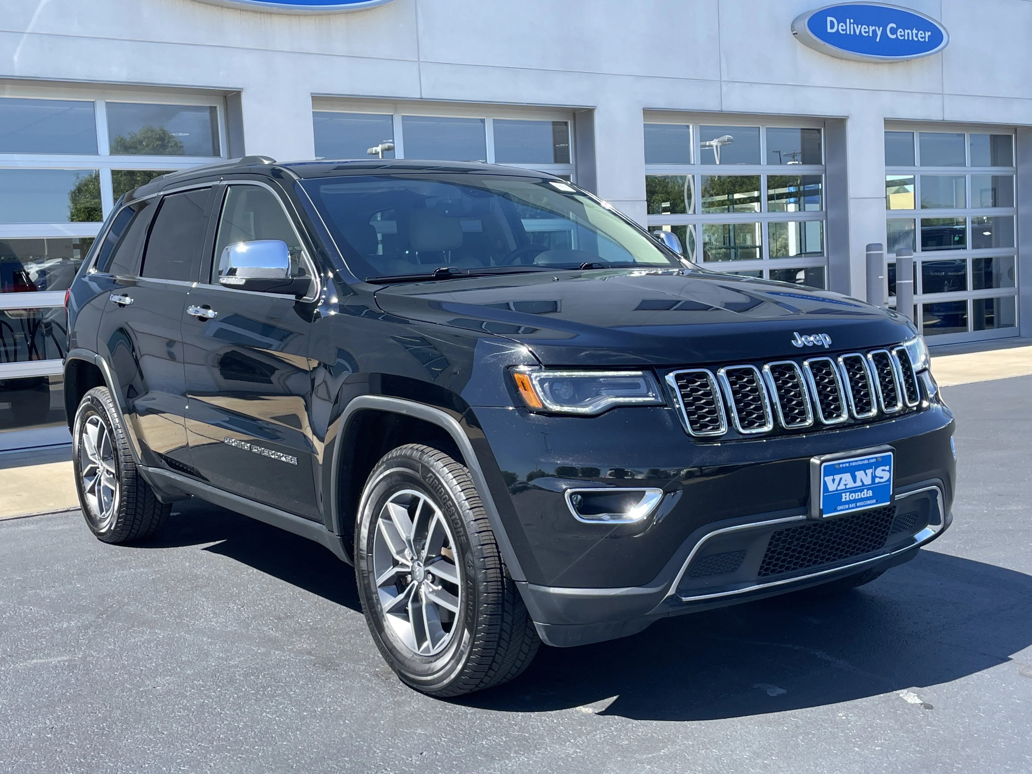 2017 Jeep Grand Cherokee Limited 4WD's photo