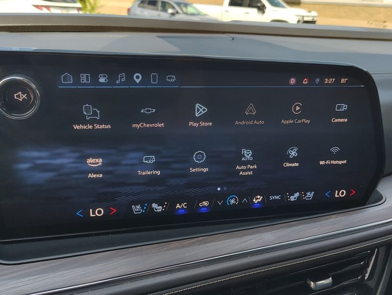 Used 2025 Red Chevrolet Premier image 35