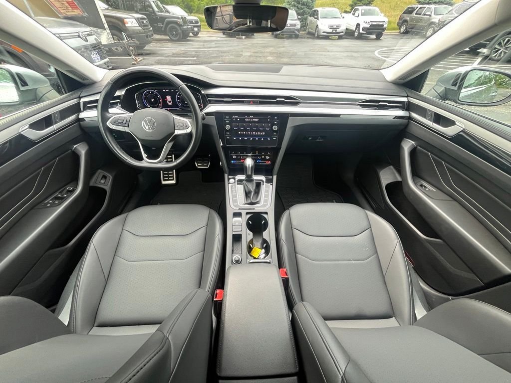 Used 2021 Gray Volkswagen 2.0T SE image 14