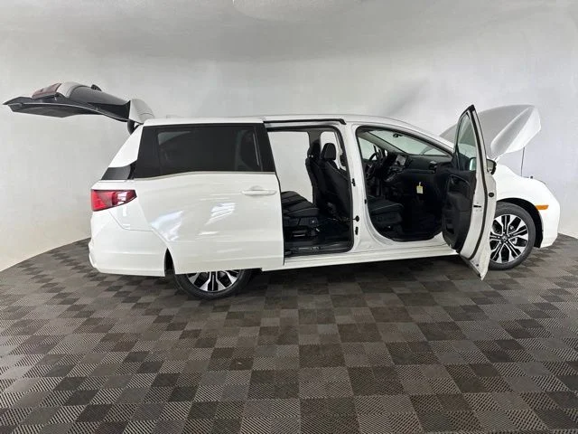 Used 2026 White Honda Elite image 17