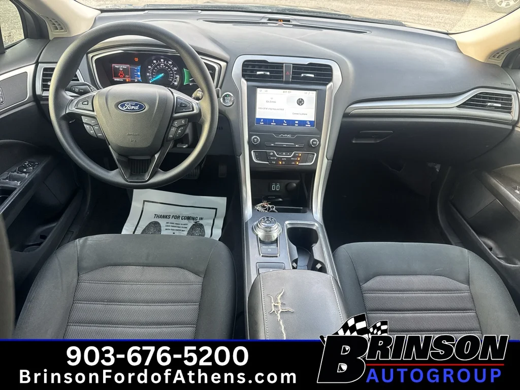Used 2020 Agate Black Metallic Ford SE image 12