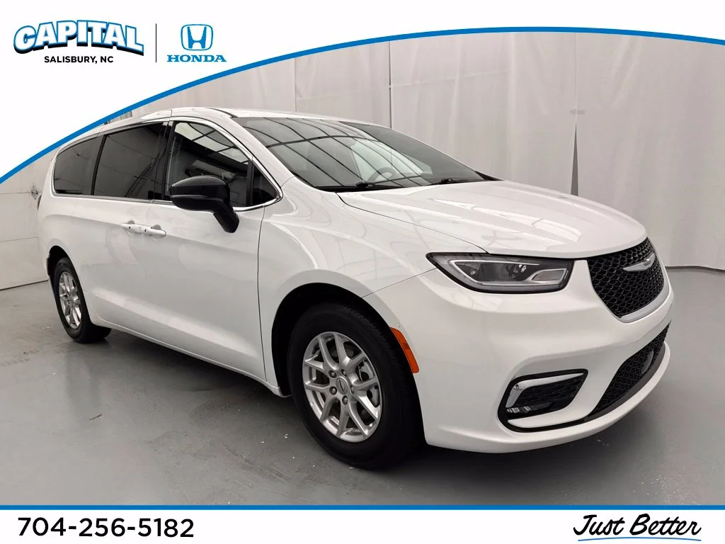 2025 Chrysler Pacifica