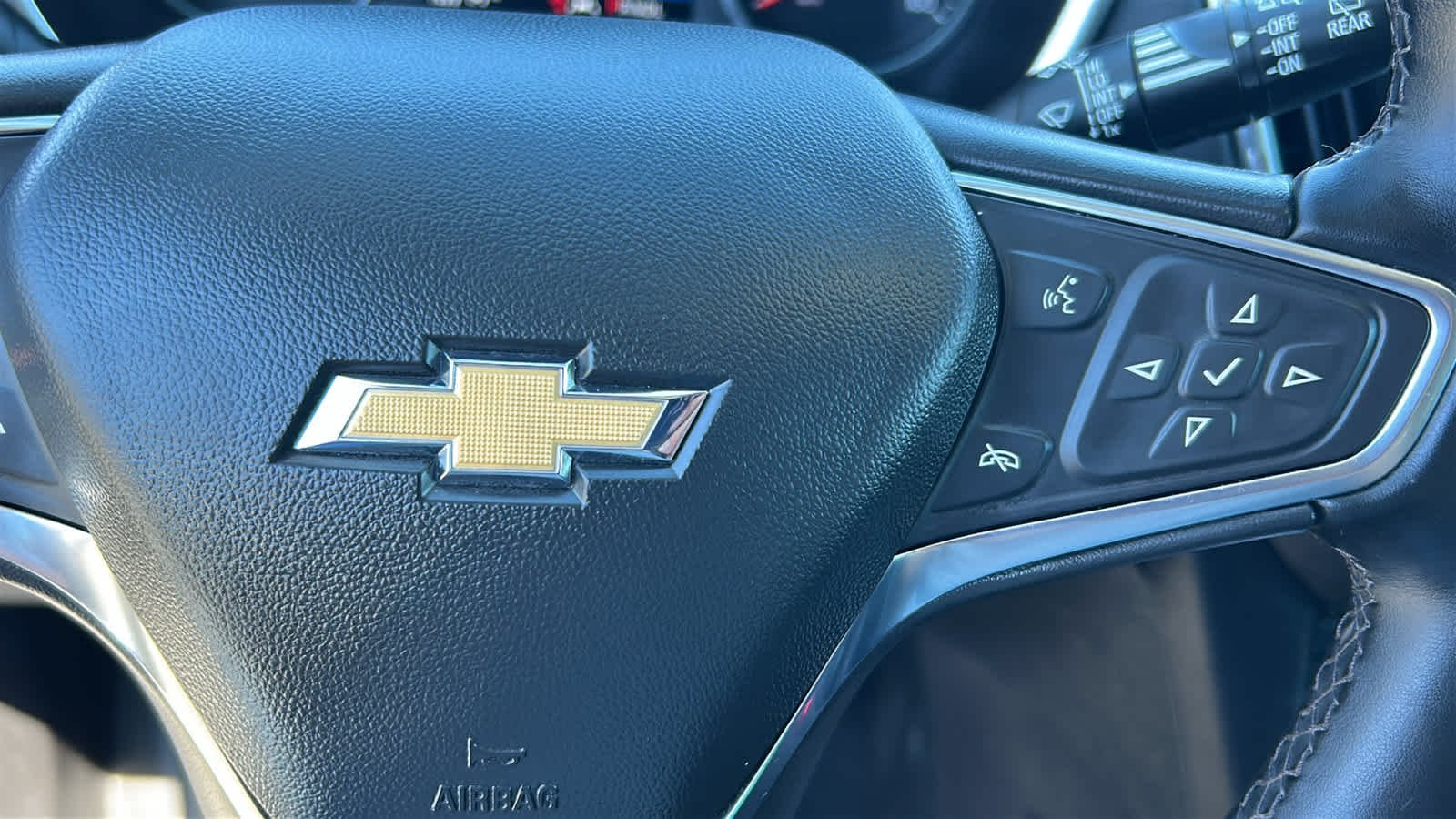 Used 2024 Mosaic Black Metallic Chevrolet LT image 20
