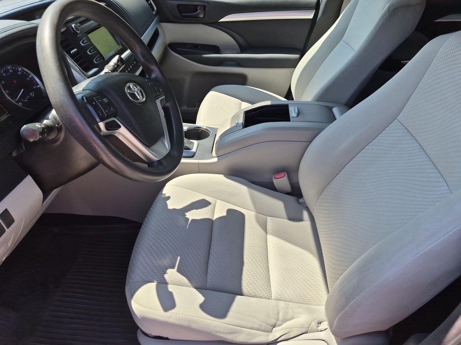 Used 2017 Midnight Black Metallic Toyota LE image 18