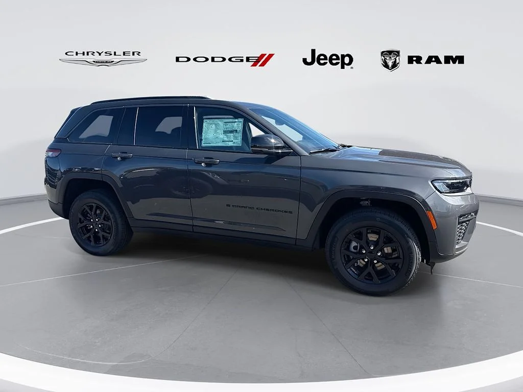 New 2026 Baltic Grey Metallic Clear Coat Jeep Altitude 4x4 image 2