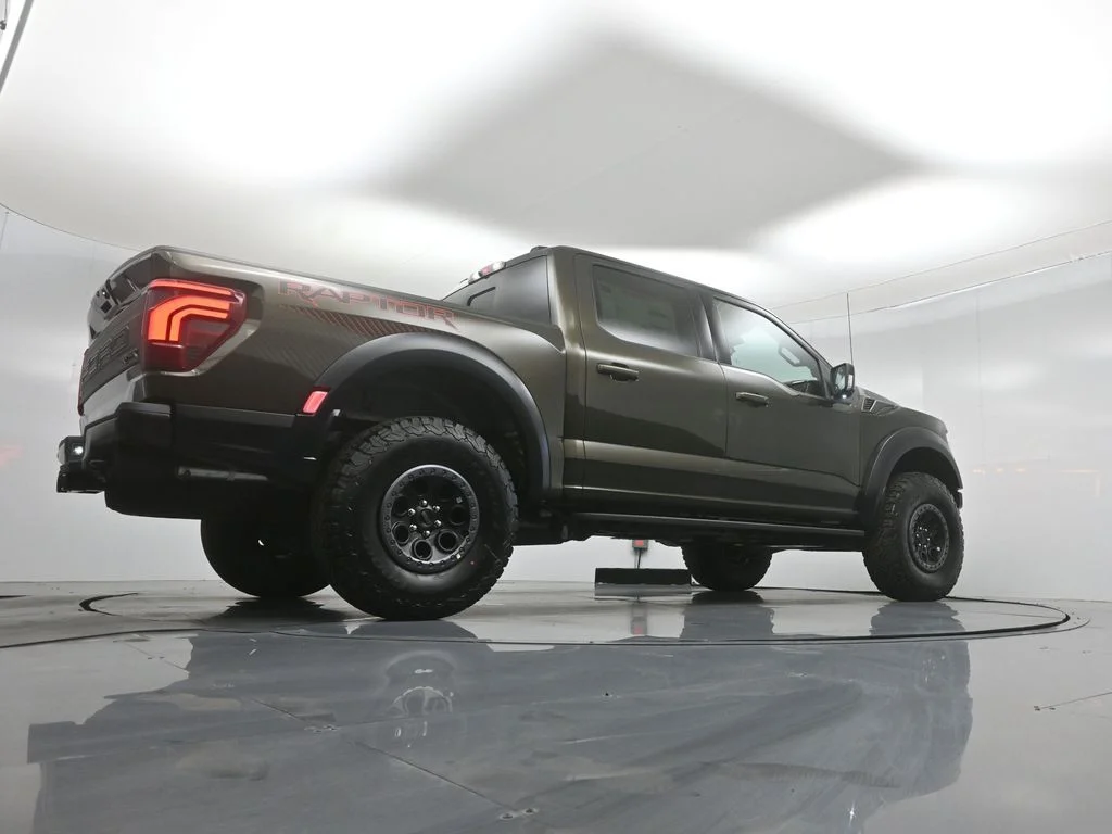 New 2026 Shelter Green Ford Raptor image 50