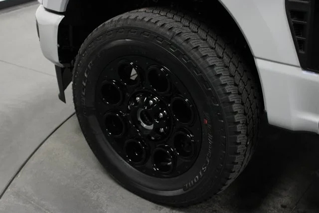 New 2026 Avalanche Ford F-350® Lariat® image 32