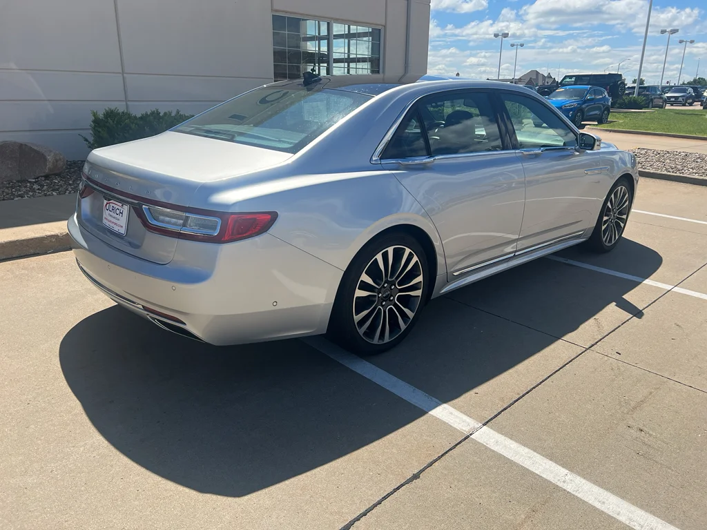 Used 2018 Ingot Silver Metallic Lincoln Reserve image 10