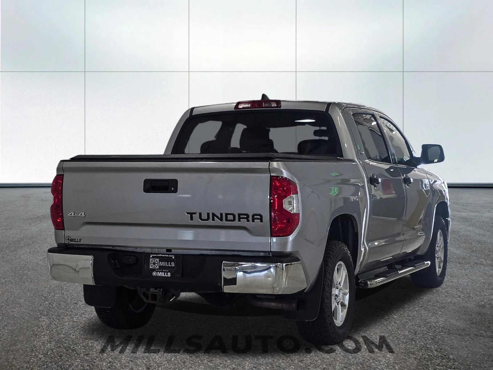 2020 Toyota Tundra SR5 - Photo 7