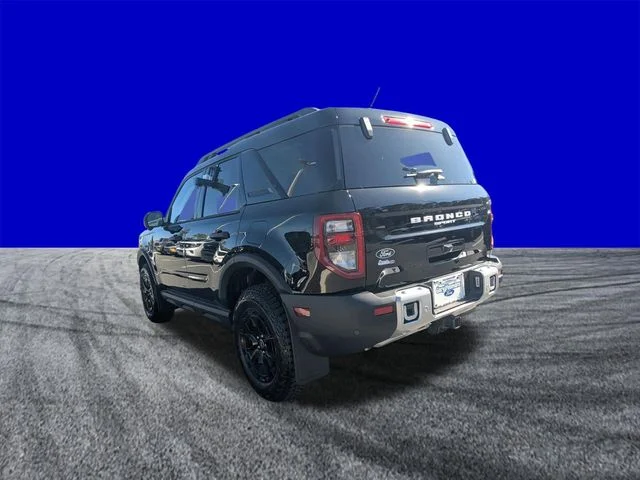 New 2026 Shadow Black Ford Outer Banks® image 5