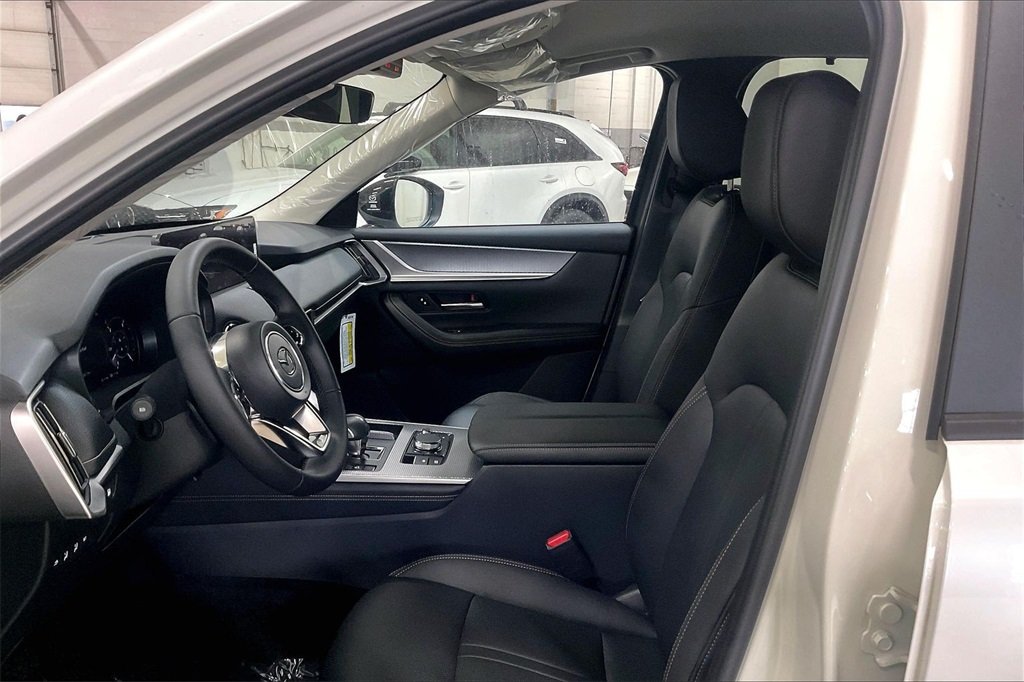 2026 MAZDA CX-70 - Image 8