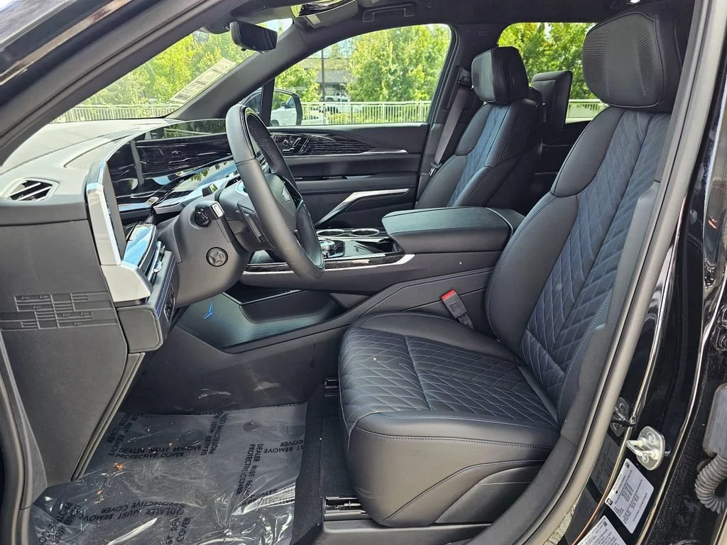 Used 2026 Black Raven Cadillac Luxury image 23