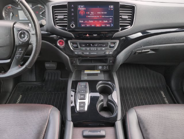 2023 Honda Ridgeline Black Edition - Photo 24