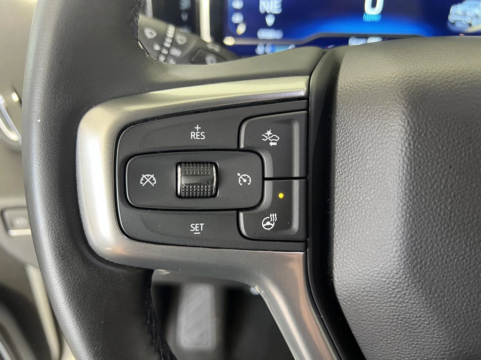 Used 2023 Summit White Chevrolet RST image 10