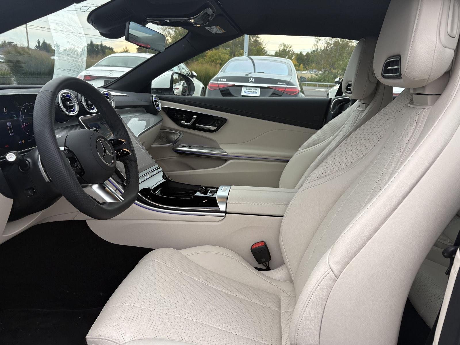 Used 2025 Polar White Mercedes-Benz CLE 300 image 7