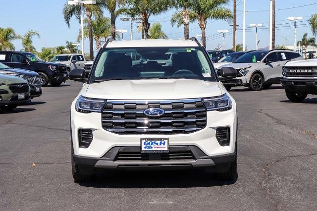New 2026 Star White Metallic Tri-Coat Ford Active image 2
