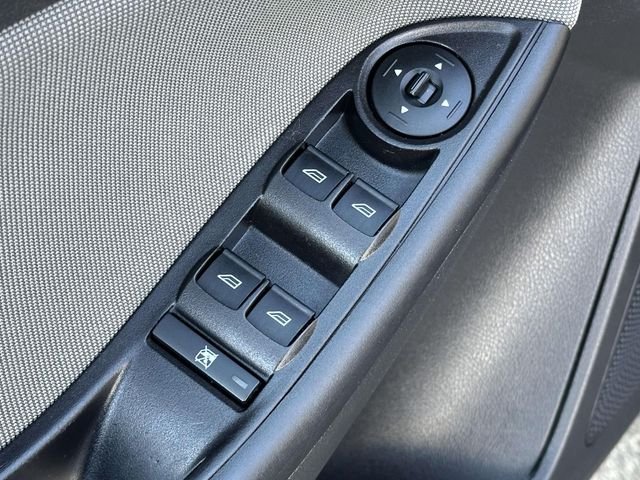 2012 Ford Focus SE - Photo 28