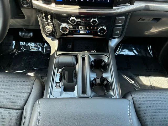New 2026 Avalanche Ford Lariat image 12