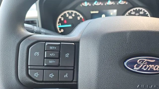 New 2027 Oxford White Ford XL 4WD image 34