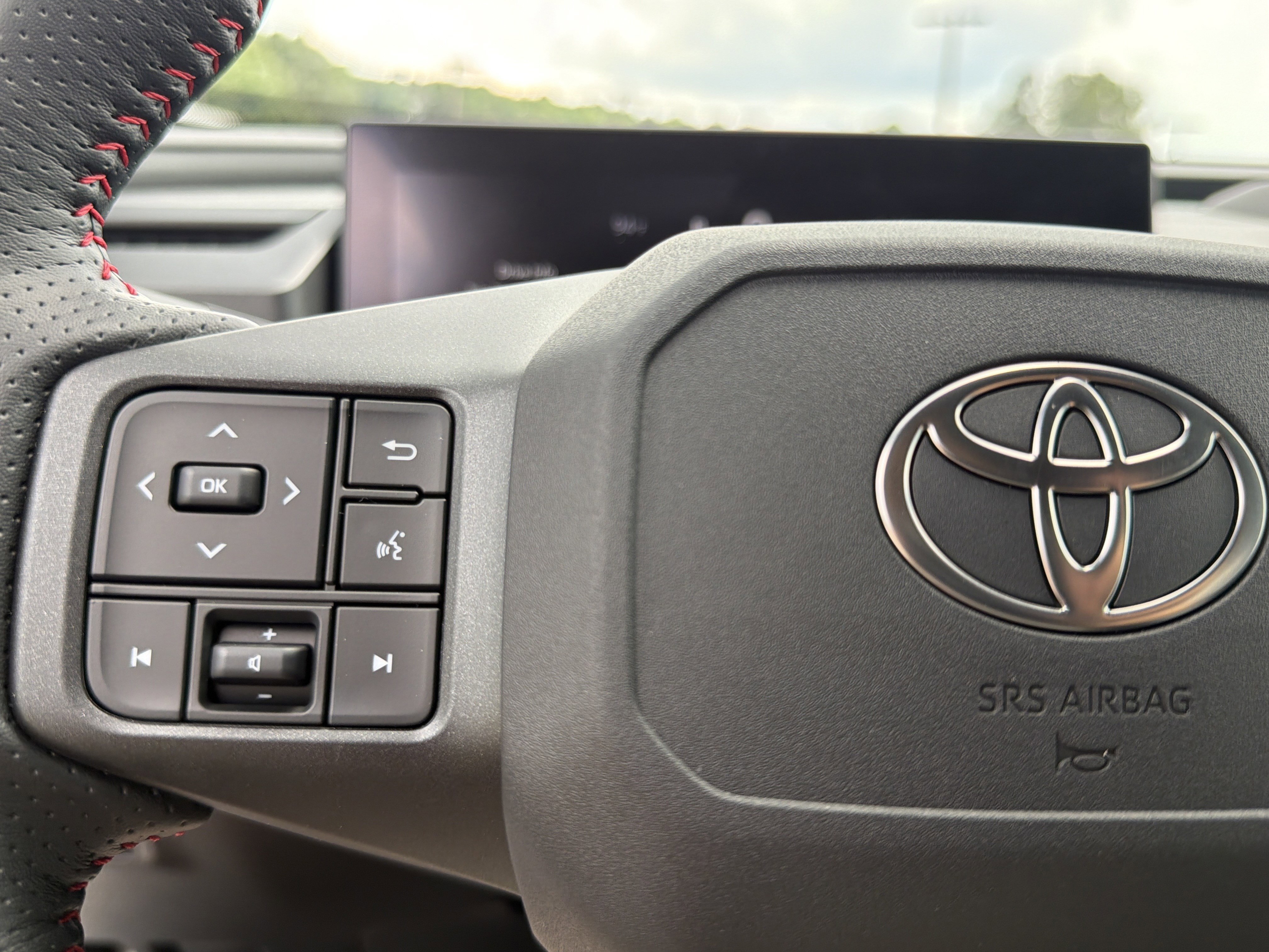 New 2026 Wind Chill Pearl with Midnight Black Metallic roof Toyota GR SPORT image 26