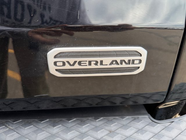 Used 2020 Black Jeep Overland image 40