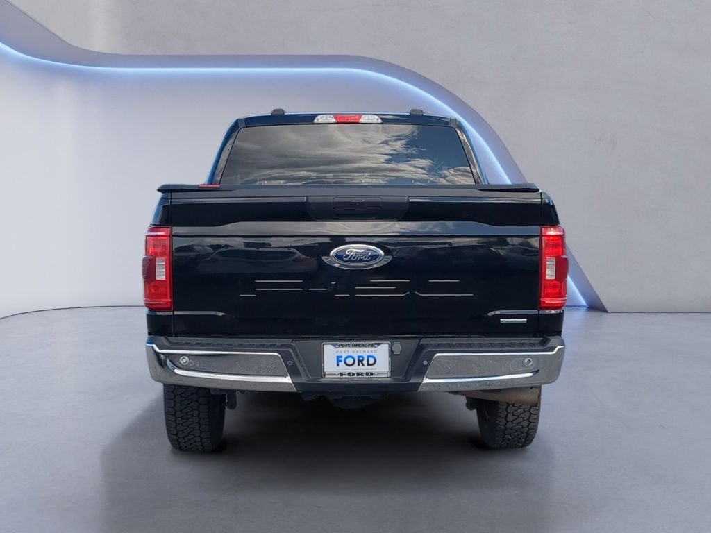 Used 2023 Black Ford XLT image 6