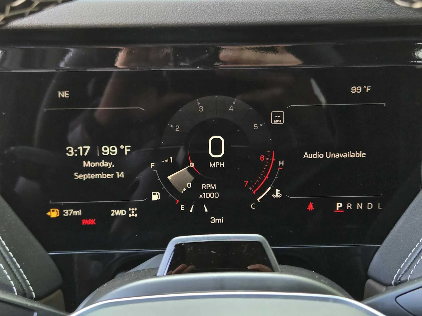 New 2027 Glacier White Tricoat GMC Denali Ultimate image 10